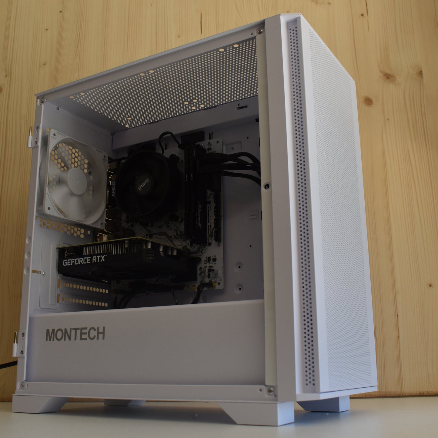 Radiance PC RTX 3050 6Go - Ryzen 5 5500