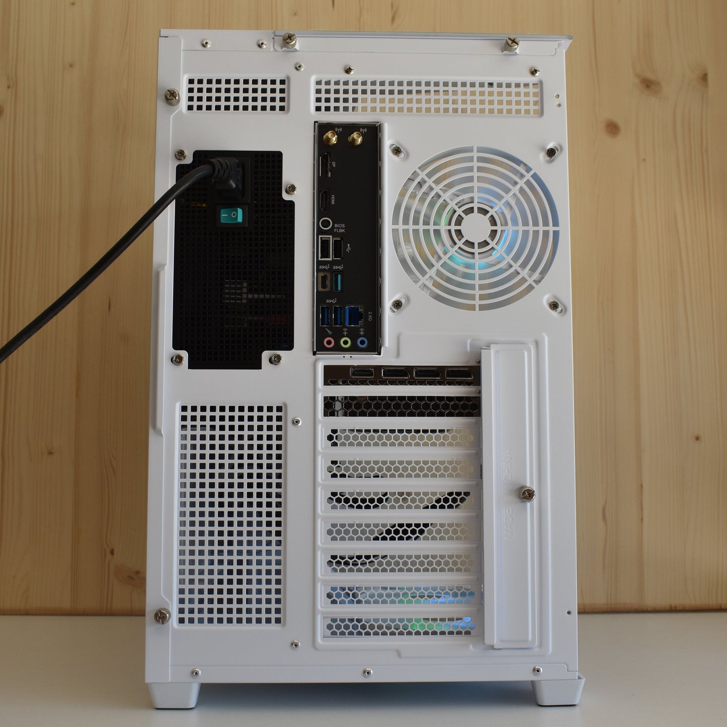 Radiance PC RTX 5070 - Ryzen 7 7500F