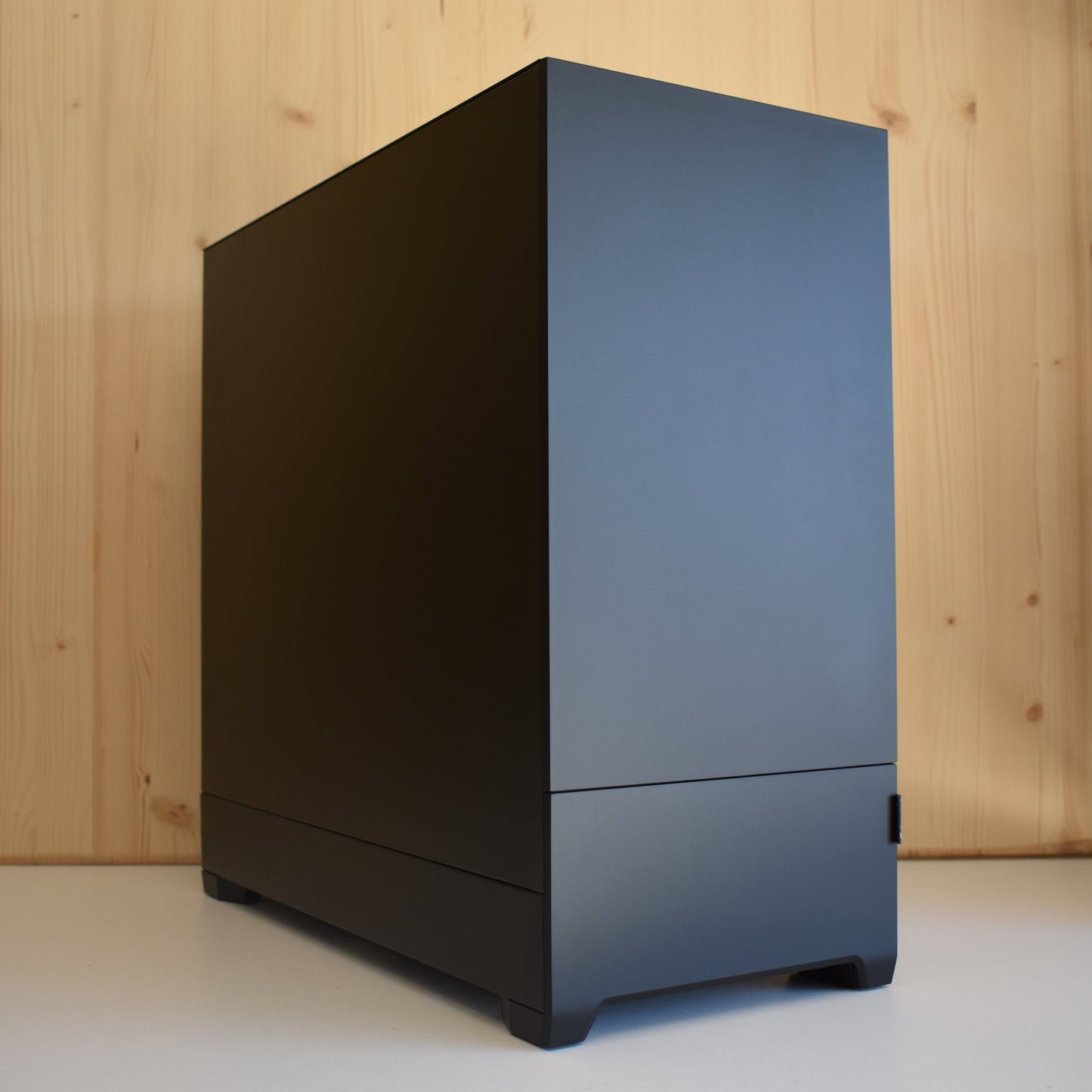 Radiance PC RTX 5070 TI - Ryzen 7 9800X3D