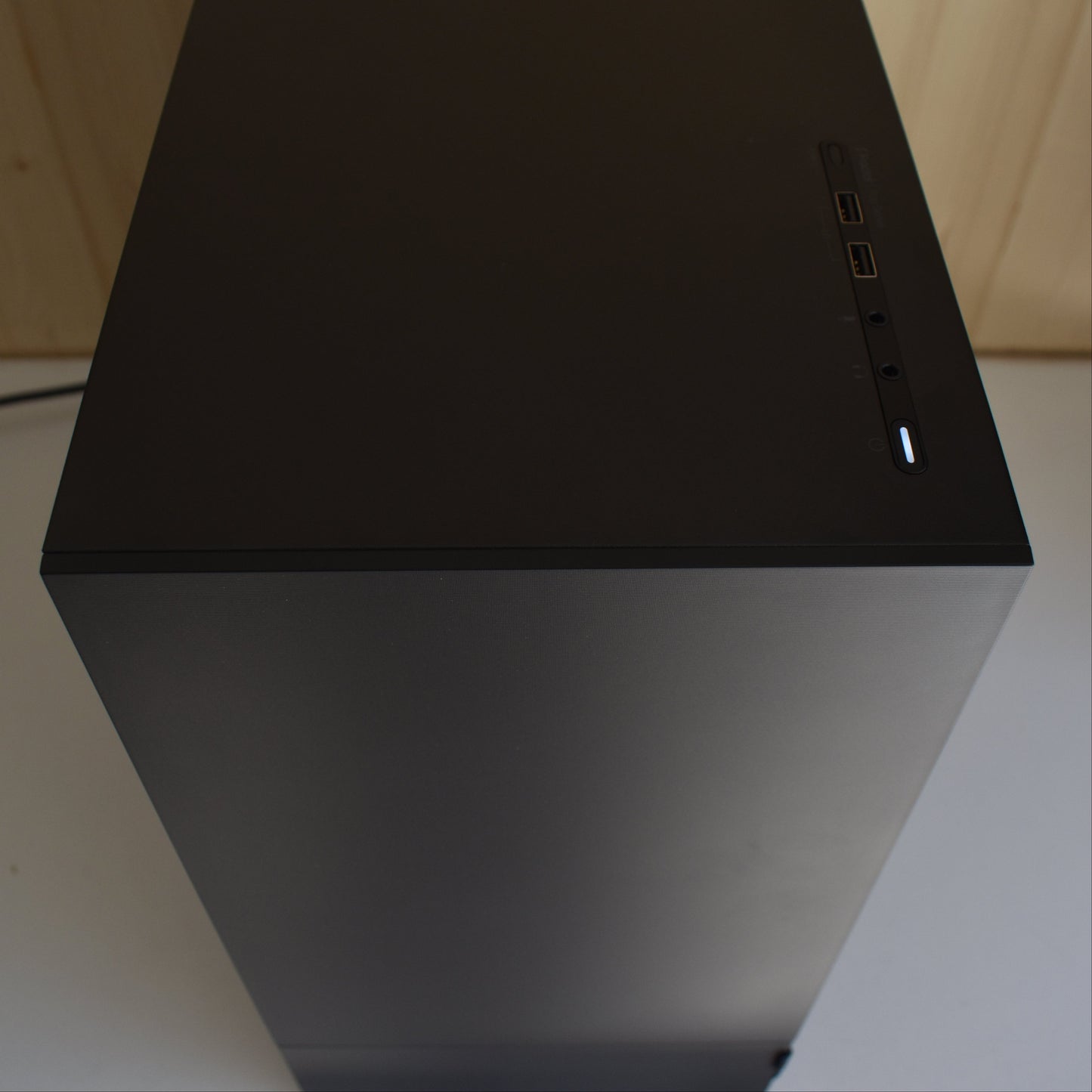 Radiance PC RTX 5070 TI - Ryzen 7 9800X3D