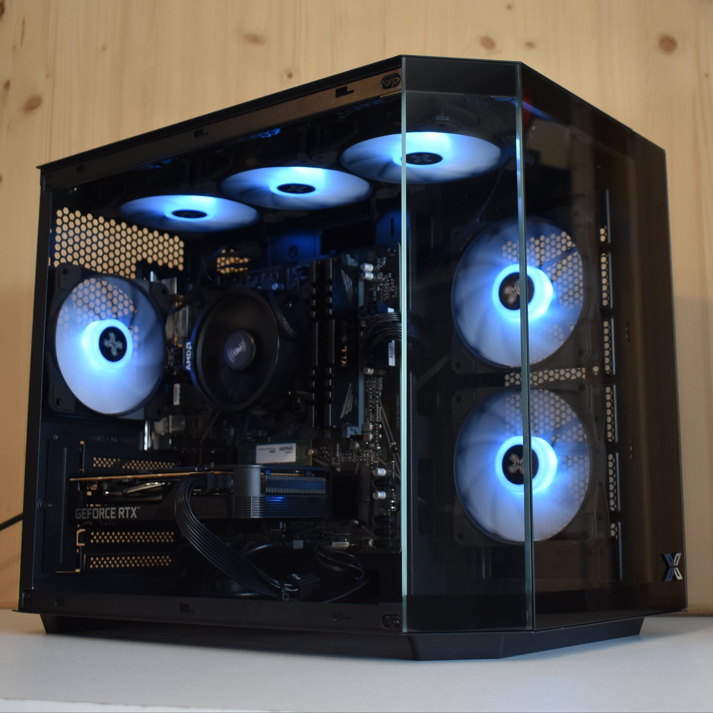 Radiance PC RTX 5060 Ti 8 Go - Ryzen 7 5700X