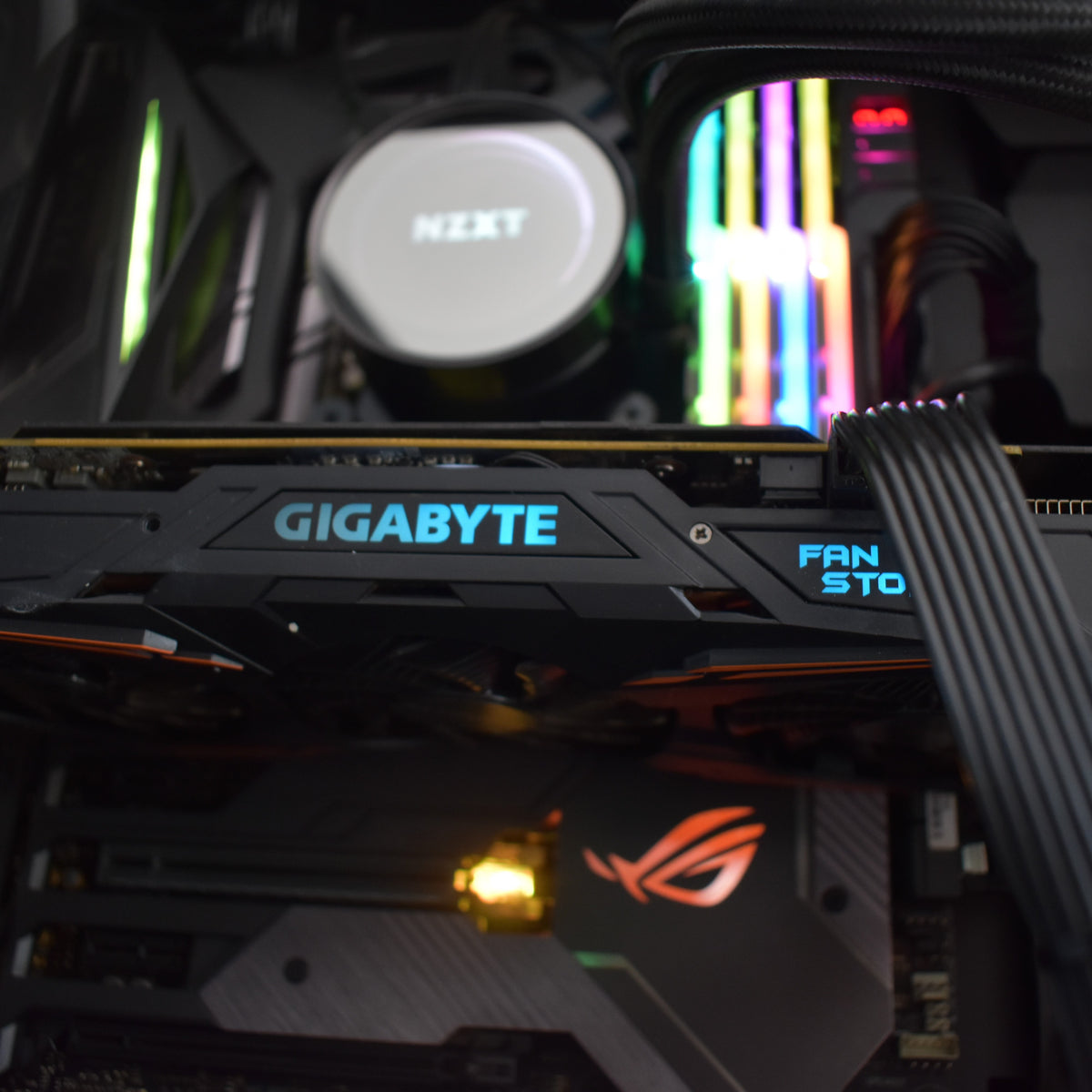 PC Occasion Gamer Intel core I7 8700K GTX 1070